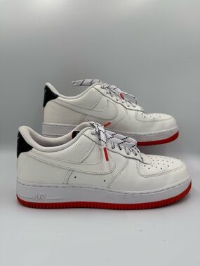 Nike Air Force 1 Low, NY vs NY pack, men’s size 8.5, white/black & orange peel